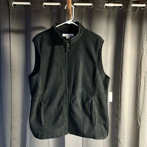 Black Fleece Vest
